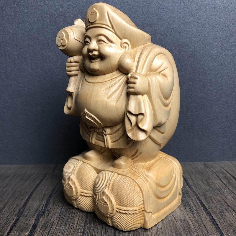 Ręcznie rzeźbiona figurka Daik – Interior Design Japan recenzja i cena